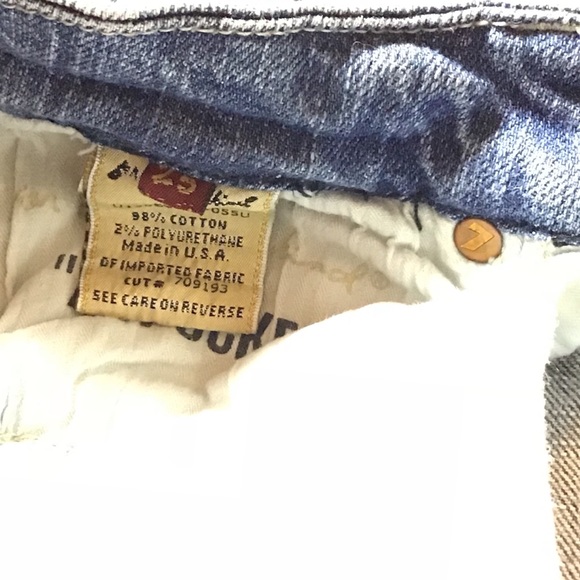 7For All Mankind Destructive Jeans Size 25 - Picture 5 of 5